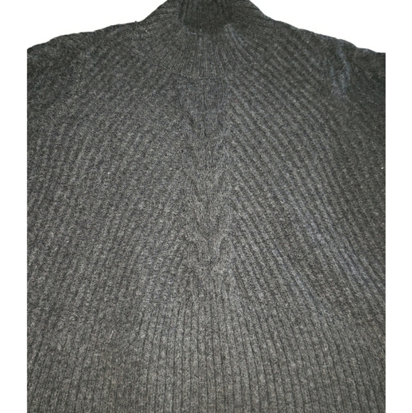 NWT Ophelia Roe Sweater- XL - Picture 2 of 5